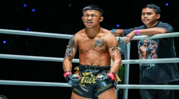 نزال الـ 100 مليون.. رودتانغ يتوعد بهزيمة قاسية للياباني تاكيرو فوق الحلبة